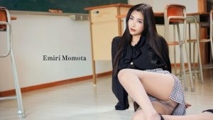 ハイパー美脚で問題児のドMチンポを更生させるタイトスカート痴女教師