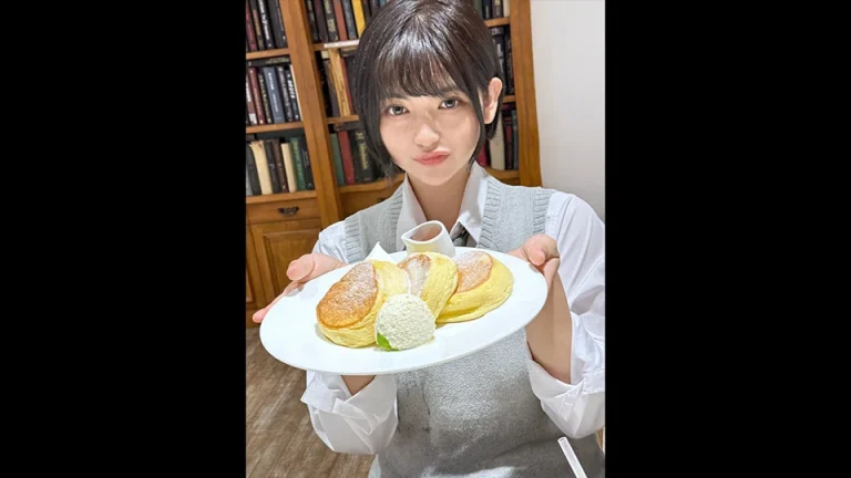 【緊急公開】”芸能スカウト殺到” Gカップ超美形ハーフ18歳 人生初のピル無しガチ生中出し。制服姿で出演　約90分高画質撮影希少映像。